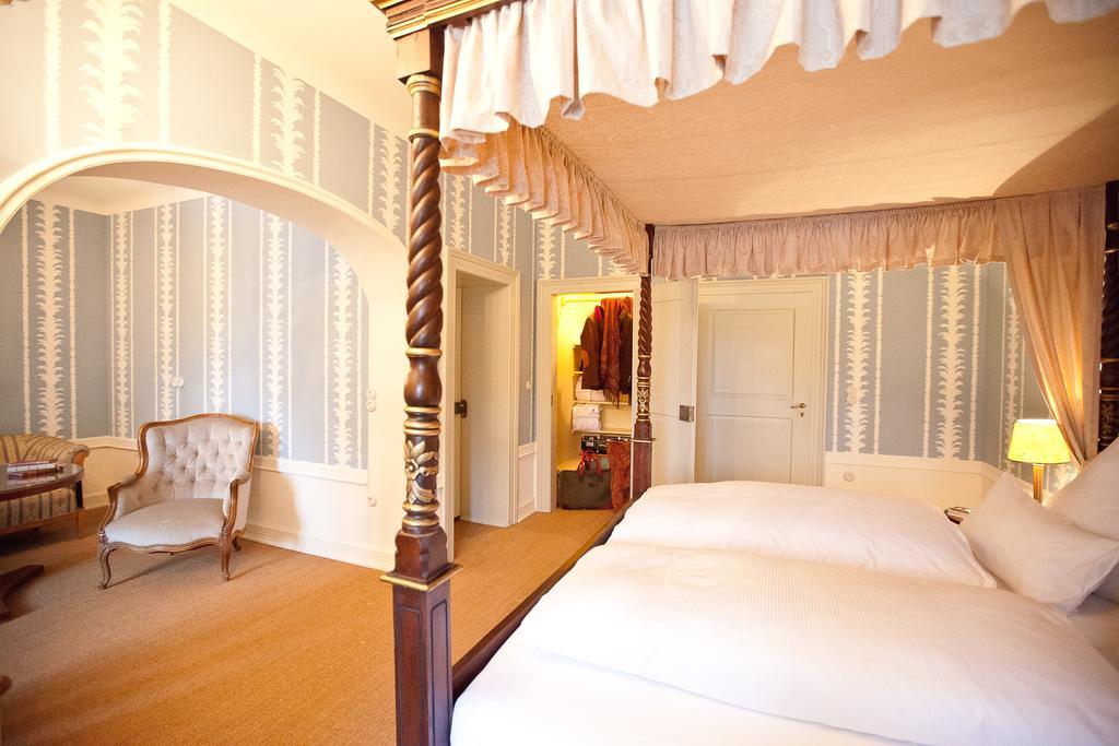 Schloss Gaussig Hotell Exteriör bild